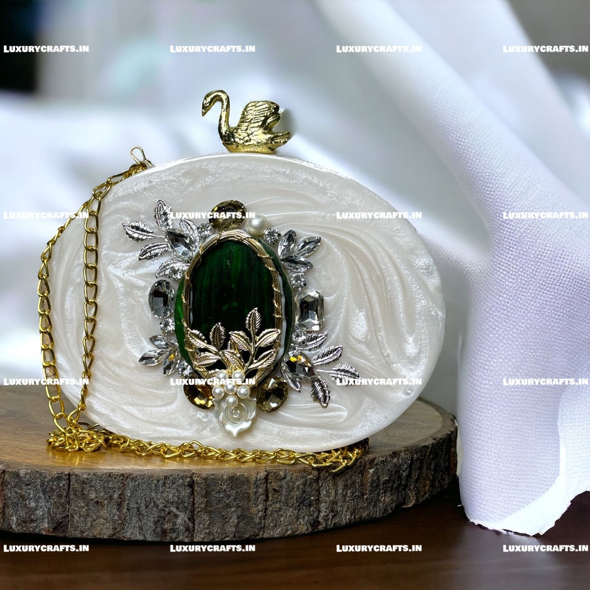 Bridal Elegance Grasped: Resin Handbag Clutch, Your Timeless Wedding Companion.